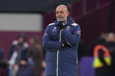 Nuno Espirito Santo, 11 Ocak 2026 tarihinde Londra, İngiltere 'deki Londra Stadyumu' nda oynanan Batı Ham United - Queens Park Rangers maçında West Ham United 'ın oynadığı FA Cup üçüncü tur karşılaşmasında West Ham United teknik direktörü oldu.