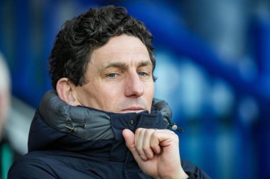 Brentford takımının teknik direktörü Keith Andrews, Birleşik Krallık 'ın Hillsborough kentinde oynanan ve Sheffield Wednesday' in Brentford 'a karşı oynadığı 3.