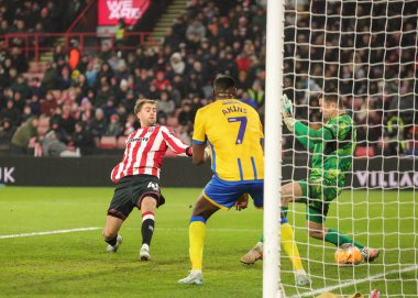Sheffield United takımından Patrick Bamford, 11 Ocak 2026 'da İngiltere' nin Sheffield Lane kentinde oynanan, Sheffield United ile Mansfield Town arasındaki üçüncü tur karşılaşmasında 2-4 berabere kaldı.