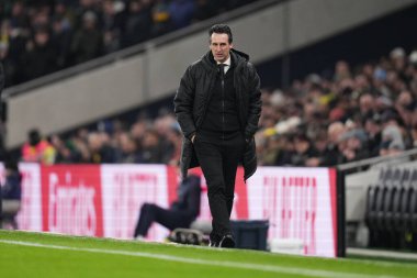Aston Villa 'nın Unai Emery teknik direktörü, Birleşik Krallık' ın Tottenham Hotspur-Aston Stadyumu 'nda oynanan 3. tur karşılaşmasında Tottenham Hotspur-Aston Villa karşılaşmasında, 10 Ocak 202