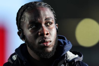 Millwall 'dan Kamarl Grant, 10 Ocak 2026 tarihinde Birleşik Krallık' ın Burnley kentindeki Turf Moor 'da Burnley' e karşı oynanan üçüncü tur müsabakası olan Emirates FA Kupası öncesinde stadyuma geldi.