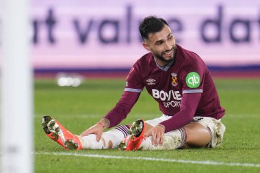 West Ham United takımından Valentin Castellanos, 11 Ocak 2026 tarihinde Londra, İngiltere 'deki Londra Stadyumu' nda oynanan ve Batı Ham United 'ın Queens Park Rangers' a karşı oynadığı üçüncü tur karşılaşmasında kaçırdığı fırsat sonrasında,