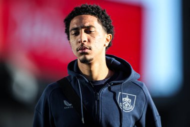 Burnley 'den Bashir Humphreys, 10 Ocak 2026 tarihinde Burnley, Burnley, İngiltere' deki Turf Moor 'da oynanan üçüncü tur müsabakasında Emirates FA Kupası' nın öncesinde stadyuma geldi.