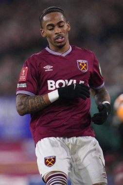 West Ham United takımından Crysencio Summerville, 11 Ocak 2026 tarihinde Londra 'daki Londra Stadyumu' nda oynanan üçüncü tur karşılaşmasında West Ham United, Queens Park Rangers 'a karşı oynamıştır.