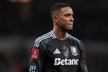 Aston Villa takımından Ezri Konsa, Birleşik Krallık 'ın Tottenham Hotspur Stadyumu' nda oynanan Üçüncü tur karşılaşmasında Tottenham Hotspur 'a karşı Aston Villa, 10 Ocak 2026