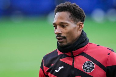 Brentford 'dan Ethan Pinnock, 10 Ocak 202' de Birleşik Krallık 'ın başkenti Sheffield' da oynanan, Çarşamba günü oynanan üçüncü tur Emirlikler Kupası karşılaşmasında ısınma turunda Sheffield Brentford 'a karşı.