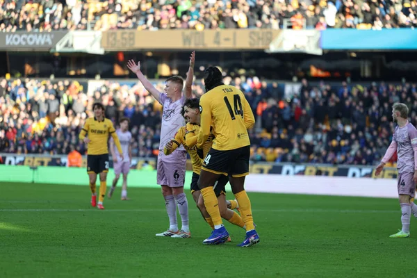 Wolverhampton Wanderers 'dan Rodrigo Gomes, Birleşik Krallık' ın başkenti Wolverhampton 'da oynanan ve 10 Ocak 202 tarihinde oynanan Üçüncü tur karşılaşmasında 5-1 berabere kaldı.