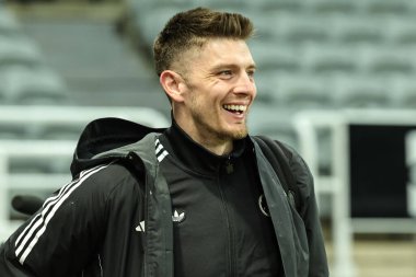 Newcastle Beraberlik Kalecisi Nick Pope Ewis Miley, 13 Ocak 2026 'da İngiltere' nin Newcastle kentindeki St. James 's Park' ta oynanan Carabao Kupası Yarı Finali 'nde ilk bacak Newcastle United' a karşı.