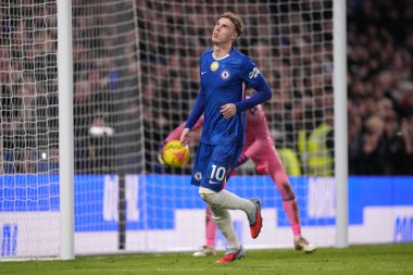Chelsea 'den Cole Palmer Premier Lig karşılaşmasında Chelsea-Brentford maçında 17 Ocak 2026' da Stamford Bridge, Londra 'da penaltı attıktan sonra penaltı aldı.