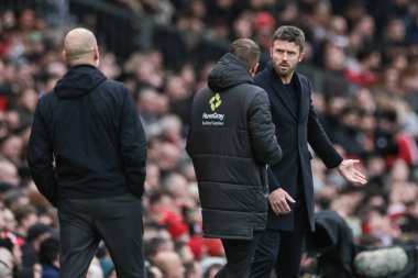 Manchester United 'ın geçici teknik direktörü Michael Carrick, Manchester United' ın Manchester City 'ye karşı oynadığı Premier League maçında Samuel Barrott' a tepki gösterdi.