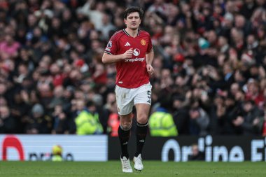Manchester United 'ın Manchester City' ye karşı 17 Ocak 2026 'da Old Trafford, Manchester' da oynadığı Premier League karşılaşmasında Manchester United 'dan Harry Maguire