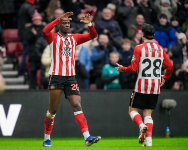 Sunderland 'dan Enzo Le Fee, İngiltere' nin Sunderland şehrinde 17 Ocak 2026 'da oynanan Premier League maçı sırasında Sunderland' ın Crystal Palace 'a karşı oynadığı Sunderland maçında 1-1' lik galibiyetini kutluyor.