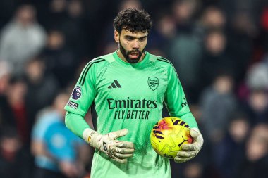 Arsenal kalecisi David Raya Premier Lig maçı sırasında Nottingham Forest Arsenal 'e karşı City Ground, Nottingham, İngiltere, 17 Ocak 2026