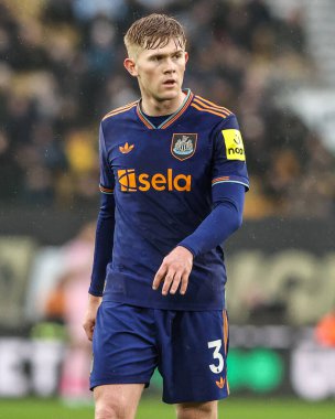 Lewis Hall of Newcastle United Premier League maçı sırasında Wolverhampton Wanderers, Newcastle United 'a karşı Molineux, Wolverhampton, Birleşik Krallık, 18 Ocak 2026