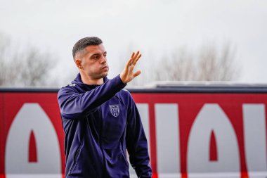 Sunderland 'dan Granit Xhaka, 17 Ocak 2026' da İngiltere 'nin Sunderland kentinde oynanan Premier League maçı öncesinde stadyuma geldi.