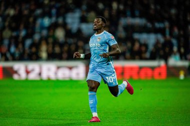 Coventry City 'den Ephron Mason-Clark 20 Ocak 2026' da Coventry City, Coventry Building Society Arena 'da Millwall' a karşı oynanan Gökyüzü İddia Şampiyonası maçında