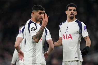 Tottenham Hotspur 'dan Cristian Romero UEFA Şampiyonlar Ligi Maçı sırasında Tottenham Hotspur, Borussia Dortmund' a karşı, Tottenham Hotspur Stadyumu, Londra, 20 Ocak 2026