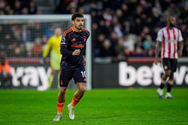 Nottingham Ormanı 'ndan Morgan Gibbs-White Premier League maçı sırasında Brentford Nottingham Ormanı' na karşı Gtech Community Stadyumu, Londra, 25 Ocak 2026