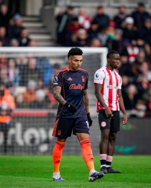 Nottingham Ormanı 'ndan Igor Jesus, Premier League maçı Brentford Nottingham Ormanı' na karşı 25 Ocak 2026 'da Londra' daki Gtech Community Stadyumu 'nda oynanan maçta 0-1 kazanma hedefini kutluyor.