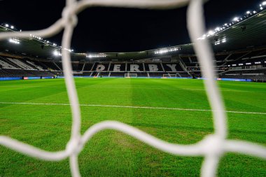 23 Ocak 2026 'da İngiltere' nin başkenti Derby 'deki Pride Park Stadyumu' nda oynanan ve Batı Bromwich Albion 'a karşı oynanan Sky Bet Şampiyonası karşılaşması öncesinde stadyumun önünde genel bir manzara var.