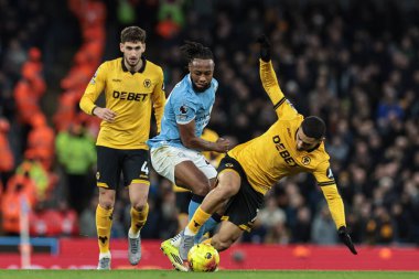 Manchester City 'den Antonie Semenyo, 24 Ocak 2026 tarihinde Etihad, Manchester, Birleşik Krallık' ta oynanan Premier League maçında Wolverhampton Wanderers 'a karşı Wolverhampton maçında Wolverhampton Wanderers' dan Andre 'ye faul yaptı.
