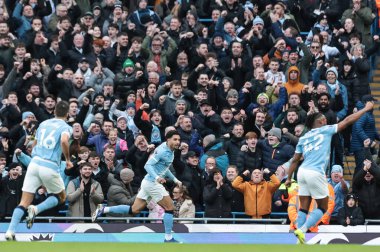 Manchester City 'den Omar Marmoush, 24 Ocak 2026 tarihinde Etihad, Manchester, İngiltere' de oynanan Premier League maçında Manchester City - Wolverhampton Wanderers maçında 1-0 'lık galibiyetini kutluyor.