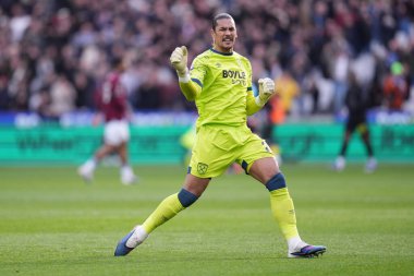 West Ham United 'ın Alphonse Areola' sı, Premier League maçında oynadığı üçüncü golün ardından 24 Ocak 2026 'da Londra Stadyumu' nda West Ham United ile Sunderland karşı karşıya geldi.