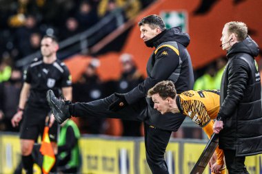 Hull City teknik direktörü Sergej Jakirovi, 24 Ocak 2026 tarihinde İngiltere 'nin Hull şehrindeki MKM Stadyumu' nda Hull City ile Swansea City arasındaki Sky Bet Şampiyonası maçında tepki gösterdi.