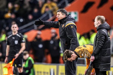 Hull City teknik direktörü Sergej Jakiroviç, 24 Ocak 2026 tarihinde İngiltere 'nin Hull şehrindeki MKM Stadyumu' nda Hull City ile Swansea City arasındaki Sky Bet Şampiyonası karşılaşmasında tepki gösterdi.