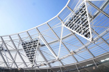 Premier Lig maçı 24 Ocak 2026 'da Londra' daki Londra Stadyumu 'nda West Ham United ile Sunderland arasında oynanacak.