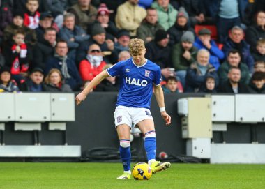 Ipswich Town 'dan Sindre Walle Egeli, 24 Ocak 2026' da Bramall Lane, Sheffield, İngiltere 'de oynanan Sheffield United-Ipswich Town maçında pas veriyor.
