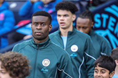 Manchester City 'den Marc Guehi, 24 Ocak 2026 tarihinde Etihad, Manchester, İngiltere' de oynanan Premier League maçında Wolverhampton Wanderers 'a karşı oynadığı maçta elendi.