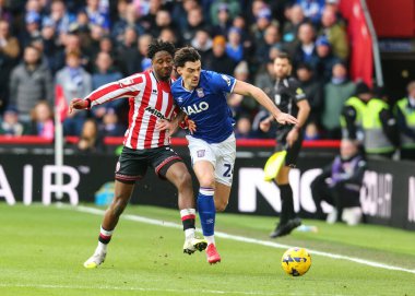 Ipswich Town 'dan Jacob Greaves, Sheffield United' tan Andre Brooks 'u 24 Ocak 2026' da Bramall Lane, Sheffield, İngiltere 'deki Sheffield United-Ipswich Town maçında durdurdu.