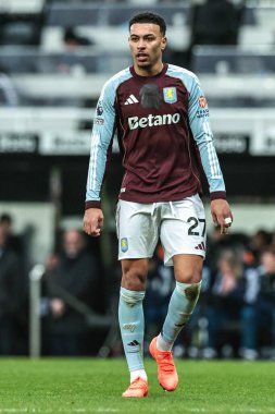 Aston Villa 'dan Morgan Rogers Premier Lig maçı sırasında Newcastle United, Aston Villa' ya karşı St. James 's Park, Newcastle, İngiltere, 25 Ocak 2026