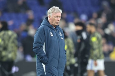 Everton 'ın antrenörü David Moyes Premier Lig maçında Everton - Leeds United maçı sırasında İngiltere' nin Liverpool şehrindeki Hill Dickinson Stadyumu 'nda maç öncesi ısınma antrenörüydü.