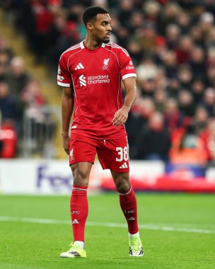 Liverpool 'dan Ryan Gravenberch, 28 Ocak 2026 tarihinde İngiltere' nin Liverpool kentinde oynanan UEFA Şampiyonlar Ligi 8 / 8 karşılaşmasında Liverpool - Qarabag FK maçında