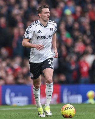 Premier Lig karşılaşmasında Fulham 'dan Timothy Castagne Manchester United' a karşı Old Trafford, Manchester, İngiltere, 1 Şubat 2026