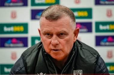 Stoke City 'nin Mark Robins teknik direktörü 31 Ocak 2026' da Stoke City - Southampton maçında Stoke City - Bet365 Stadyumu, Stoke on-Trent, İngiltere 'de oynanan maç sonrası basın konferansında teknik direktör.