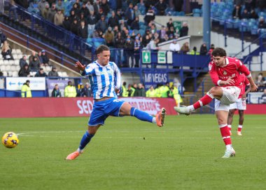 Wrexham 'dan Liberato Cacace 31 Ocak 2026' da İngiltere 'nin başkenti Shelsborough' da Çarşamba günü oynanan Sheffield-Wrexham maçında golü attı.