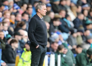 Wrexham takımının menajeri Phil Parkinson 31 Ocak 2026 'da Sheffield Wednesday - Wrexham maçı sırasında Hillsborough, Sheffield, Birleşik Krallık' ta