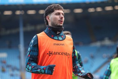 Wrexham 'dan Liberato Cacace 31 Ocak 2026' da İngiltere 'nin başkenti Sheffield' da oynanan ve Sheffield Wednesday-Wrexham maçında oynanan maç öncesi ısınma maçında