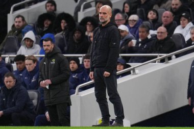 Premier Lig karşılaşmasında Manchester City 'nin antrenörü Pep Guardiola Tottenham Hotspur' a karşı Manchester City Tottenham Hotspur Stadyumu, Londra, 1 Şubat 2026