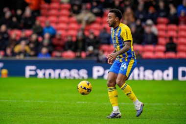 Southampton 'dan Welington, Stoke City ile Southampton arasındaki 31 Ocak 2026' da oynanan Bet365 Stadyumu karşılaşmasında topu kontrol ediyor.