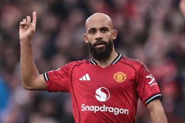 Manchester United 'dan Bryan Mbeumo 1 Şubat 2026' da Old Trafford, Manchester, İngiltere 'de oynanan Premier League maçında tepki gösterdi.