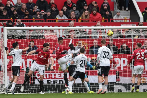 Manchester United 'dan Casemiro Premier League maçında 1-0 berabere kaldı Manchester United Fulham' a karşı Old Trafford, Manchester, İngiltere, 1 Şubat 2026