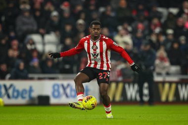 Sunderland 'dan Noah Sadiki Premier Lig maçında topu kontrol ediyor. Sunderland, Sunderland Stadyumu' nda Burnley 'e karşı, 2 Şubat 2026.