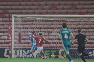 Northampton Town 'dan Nesta Guinness-Walker 3 Şubat 2026' da Oakwell, Barnsley, İngiltere 'de oynanan Sky Bet 1 karşılaşmasında 0-1 berabere kaldı.
