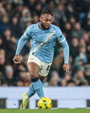 Manchester City 'den Antonie Semenyo, 4 Şubat 2026 tarihinde Etihad Stadyumu' nda Manchester City ile Newcastle United arasında oynanan Carabao Kupası yarı final maçında