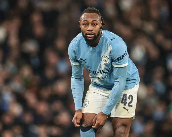 Manchester City 'den Antonie Semenyo, 4 Şubat 2026 tarihinde Etihad Stadyumu' nda Manchester City ile Newcastle United arasında oynanan Carabao Kupası yarı final maçında