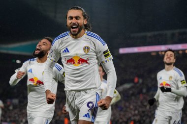 Leeds United takımından Dominic Calvert-Lewin, Premier League maçı Leeds United - Nottingham Forest maçında 6 Şubat 2026 tarihinde İngiltere 'nin Leeds şehrinde oynanan maçta 3-0' lık galibiyet golünü kutluyor.